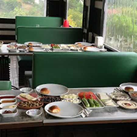 Sakli Cennet Esadiye